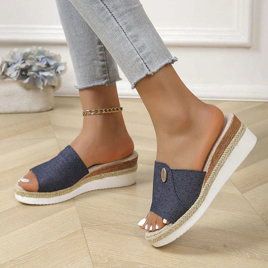 ROSIED LEATHER SANDALS