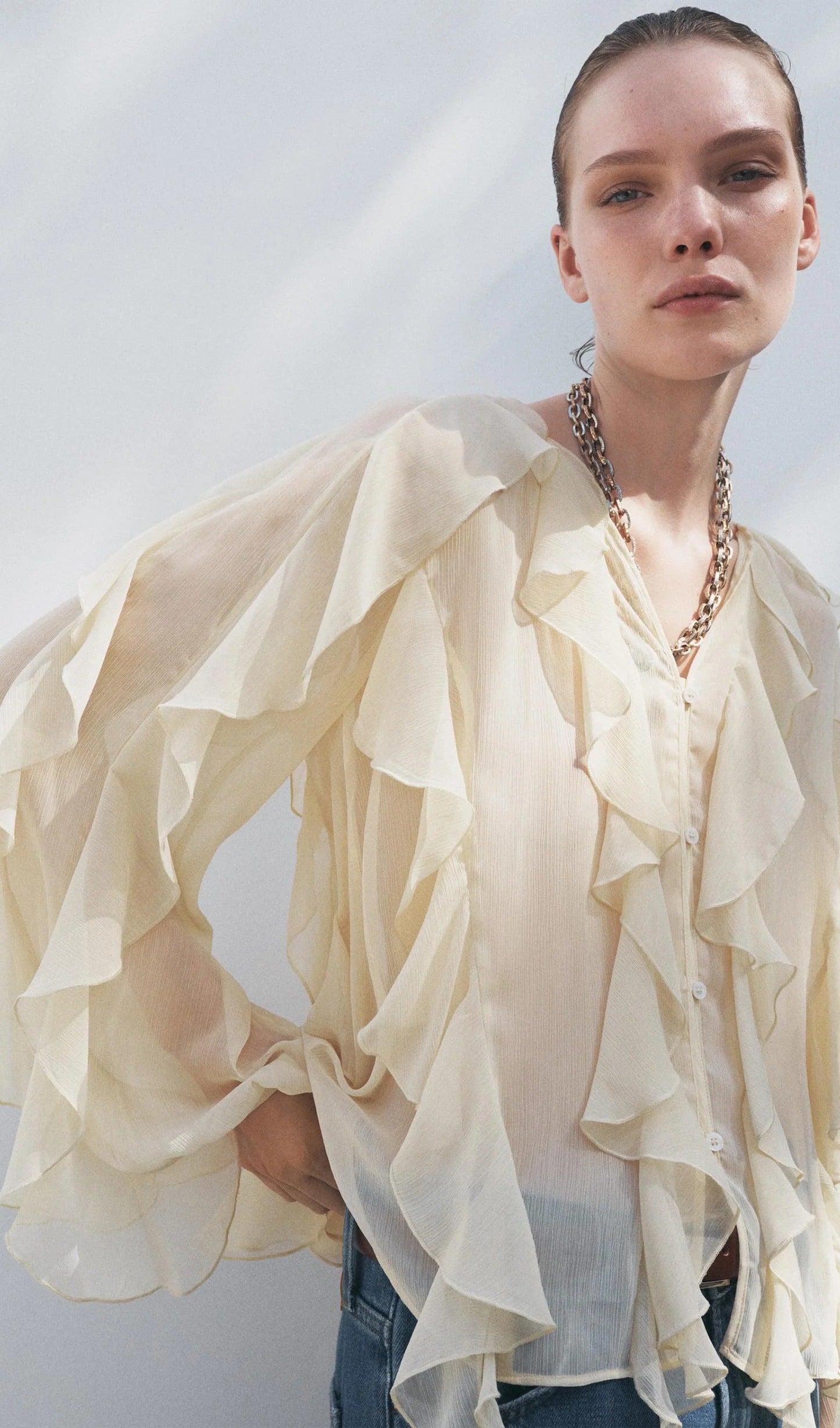 SOFÍA RUFFLE ELEGANCE
